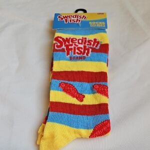 SWEDISH FISH Mens Crew Socks 6-12 NWT